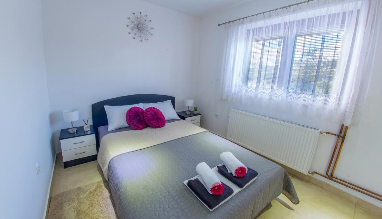Villa Plavota Ljubuski Luaran gambar