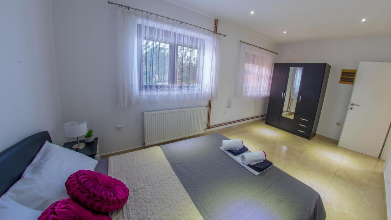 Villa Plavota Ljubuski Luaran gambar