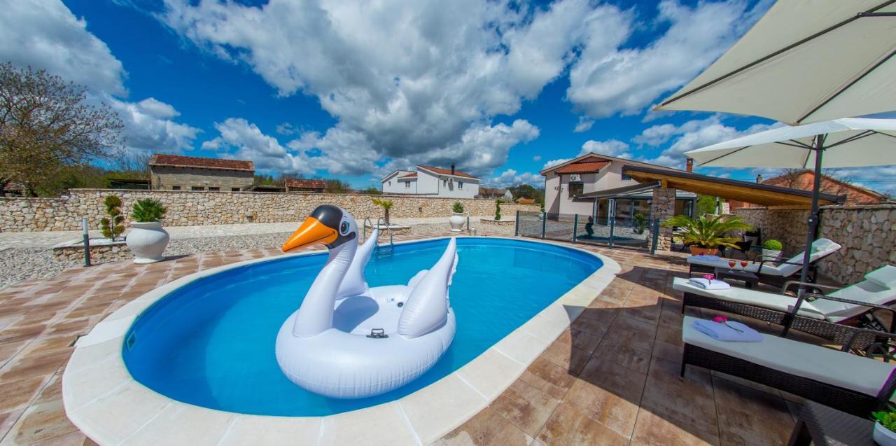 Villa Plavota Ljubuski Luaran gambar