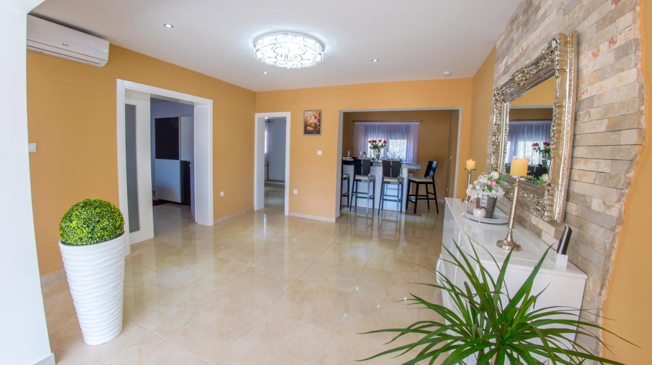 Villa Plavota Ljubuski Luaran gambar