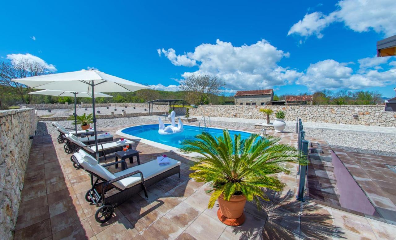 Villa Plavota Ljubuski Luaran gambar