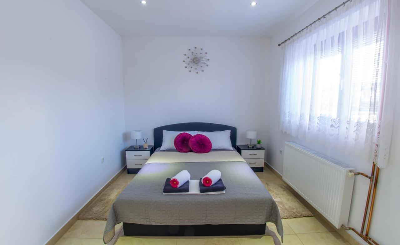 Villa Plavota Ljubuski Luaran gambar